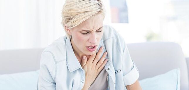Bei Rippenfellentzündung, Herzerkrankungen und Interkostalneuralgie können Schmerzen unter dem linken Schulterblatt von starker Atemnot begleitet sein